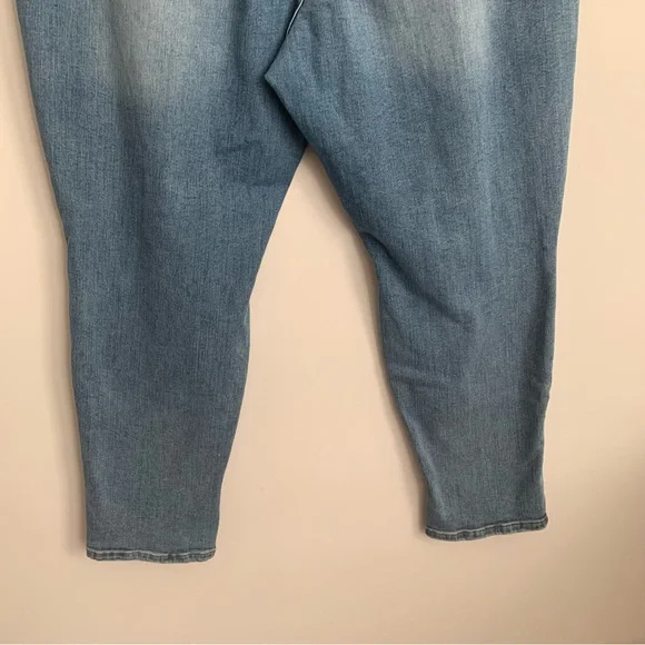 Judy Blue Boyfriend Fit High Waist Light Wash Jeans Size 24W - Picture 13 of 14
